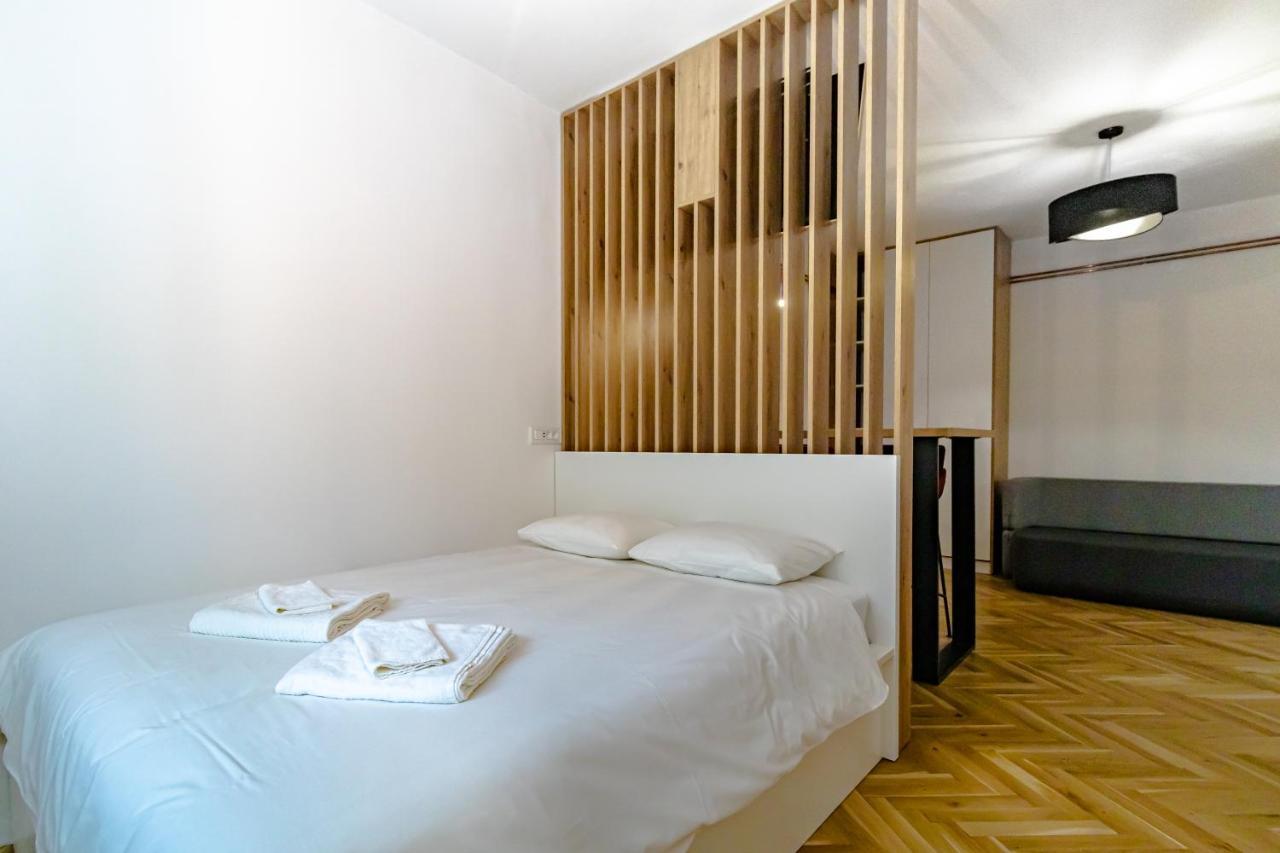 Tkalcha Studio Deluxe Zagreb Exterior photo